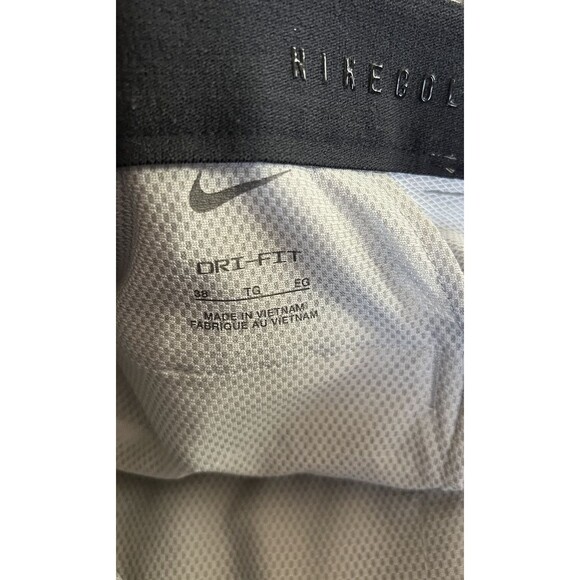 Nike Golf Dri Fit Flat Front Shorts 10” Inseam Size 38 - Picture 3 of 4